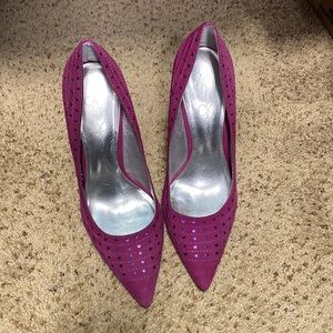 Jessica Simpson onyx purple pumps